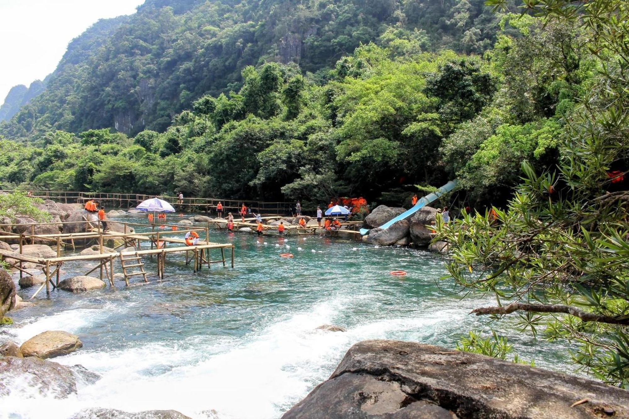 Nam Anh Hotel Phong Nha Exterior foto